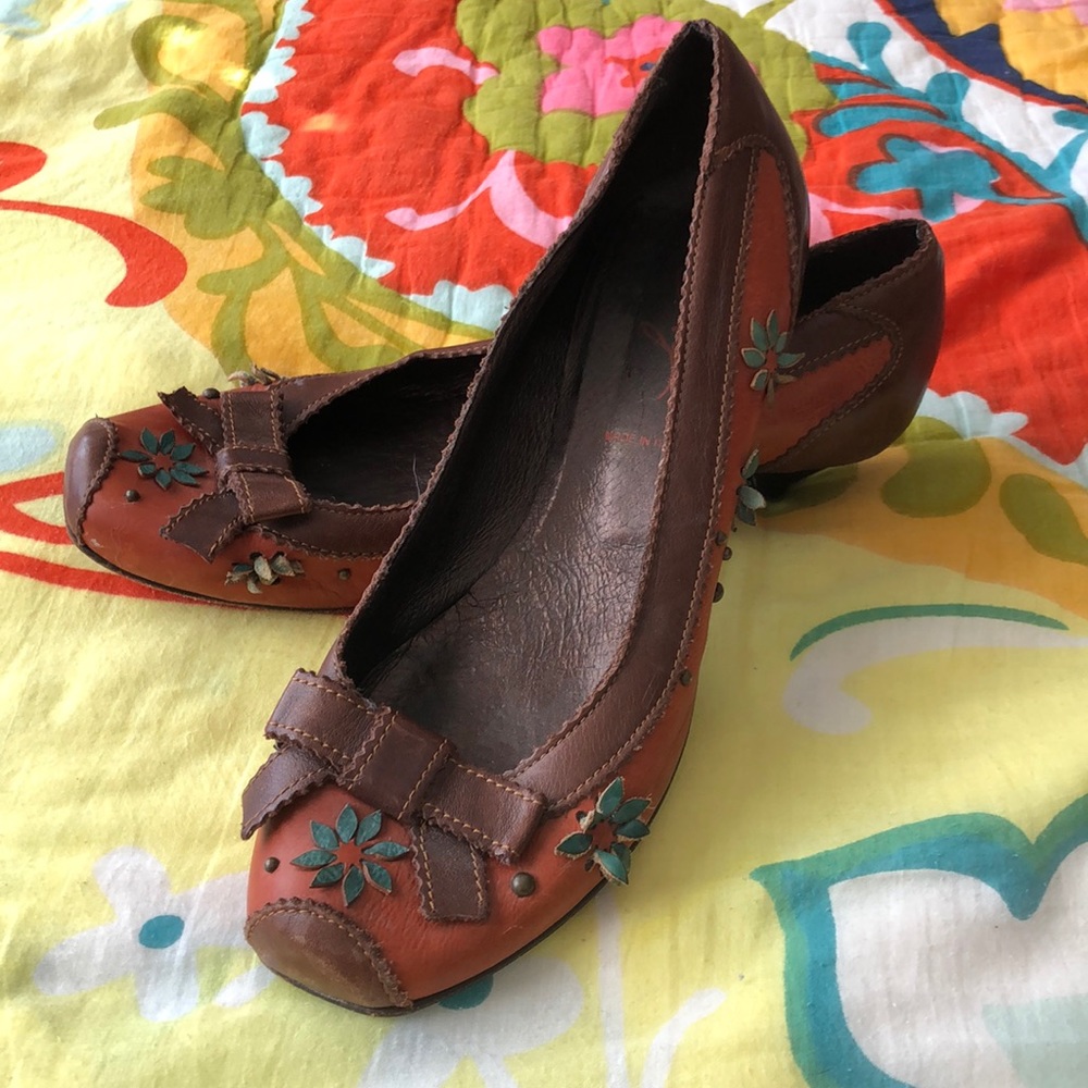 Miss Sixty leather kitten heel pumps